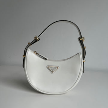 Prada Arqué