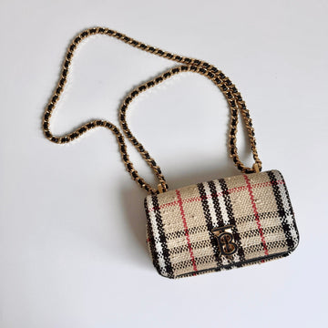 Burberry Lola