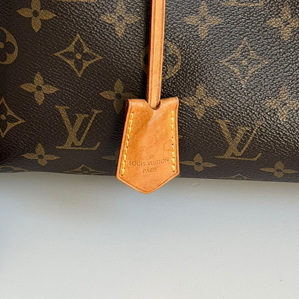Louis Vuitton Montaigne