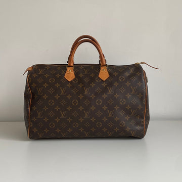 Louis Vuitton Speedy