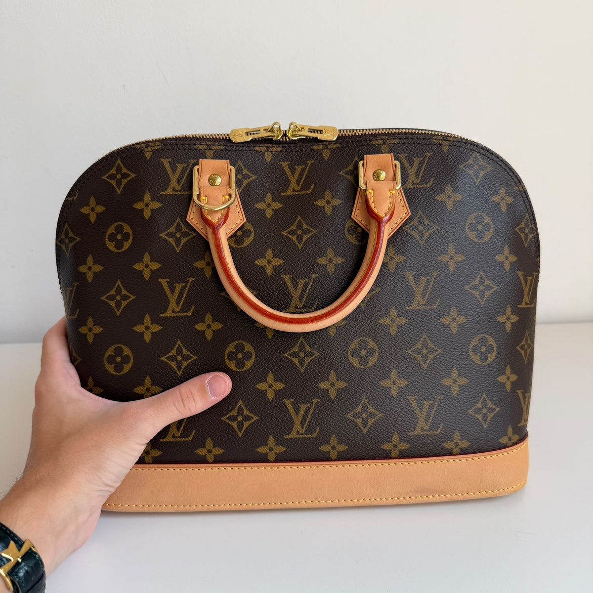 Louis Vuitton Alma