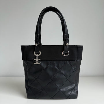 Chanel Shopper