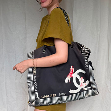 Chanel Shopper