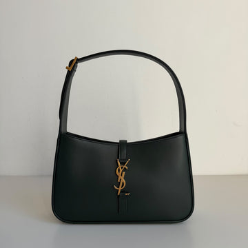 Saint Laurent Le 5 à 7