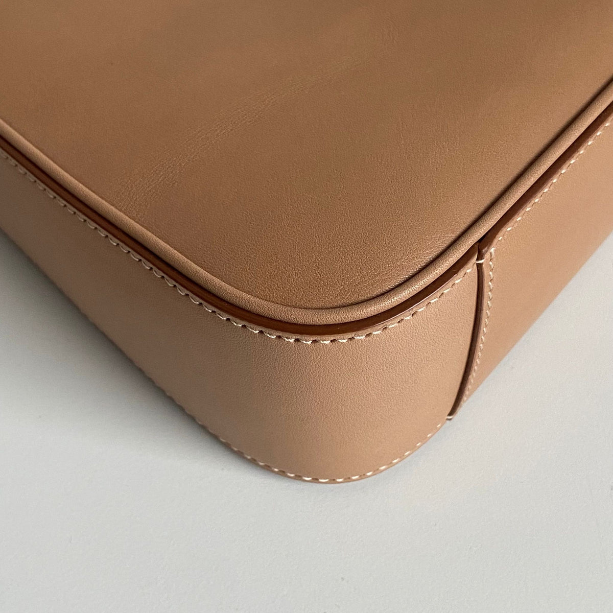 Saint Laurent La 5 à 7