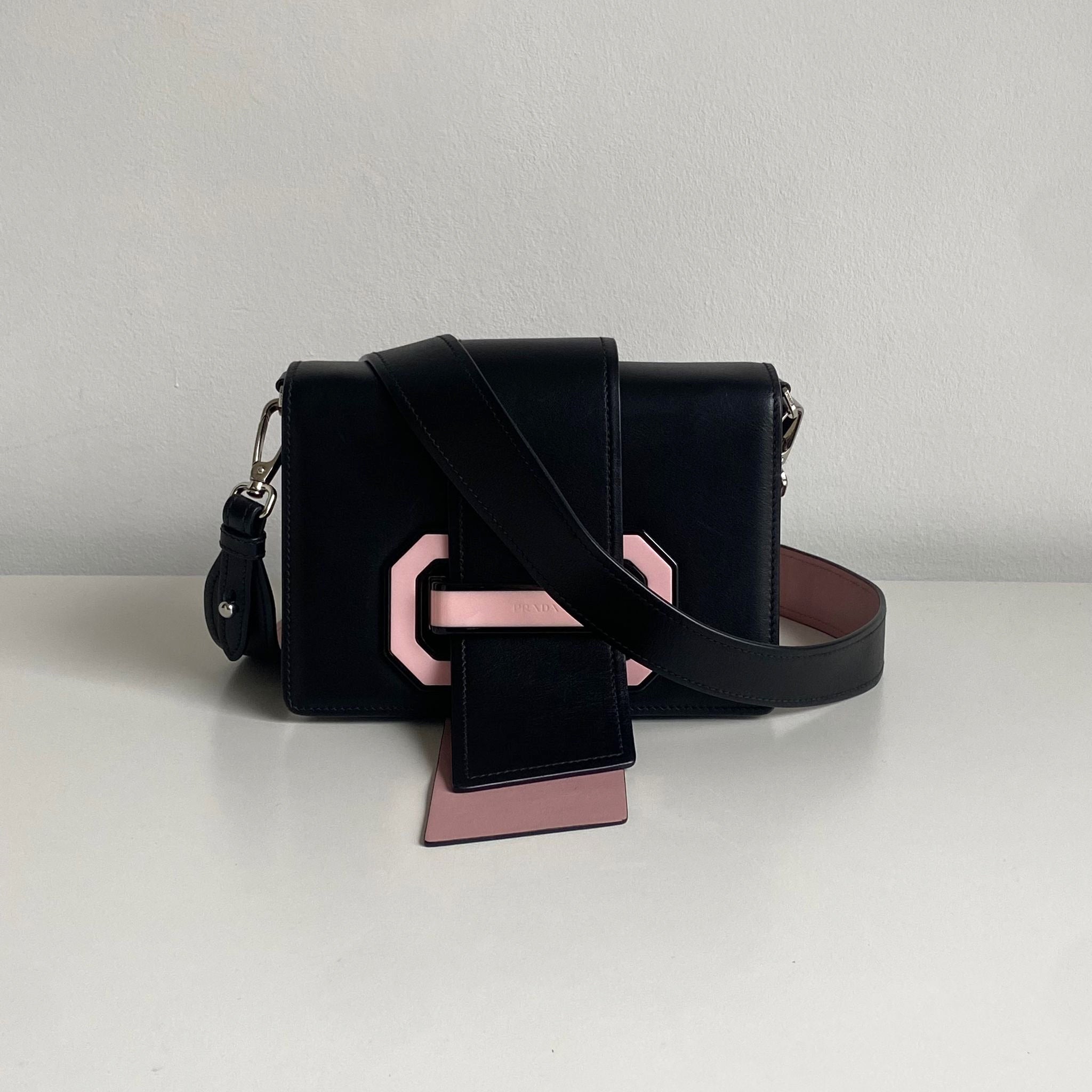 Prada Pattina