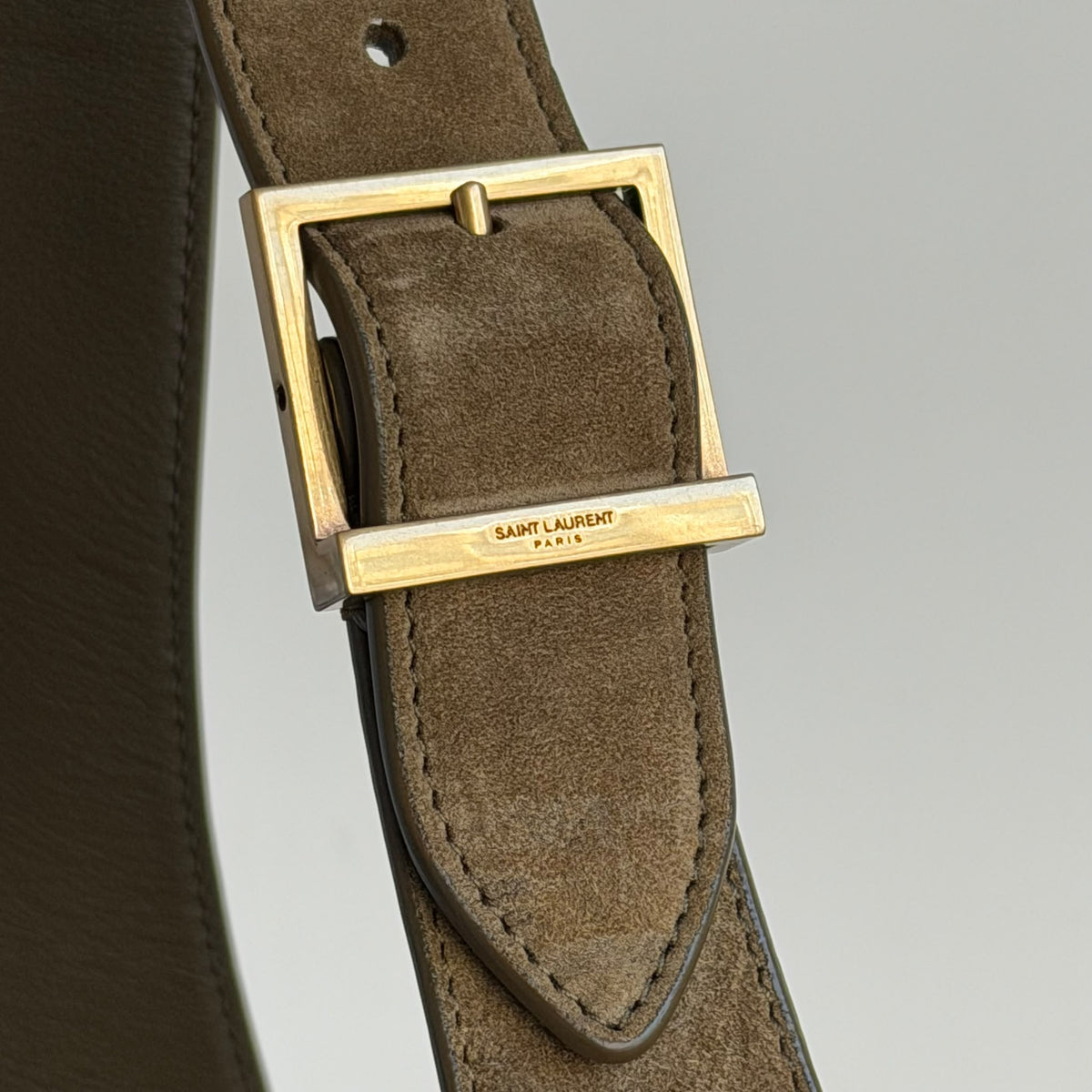 Saint Laurent Le 5 à 7