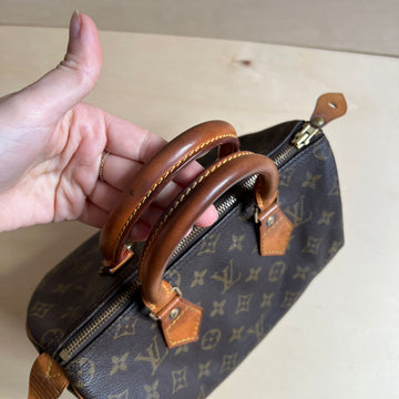 Louis vuitton speedy