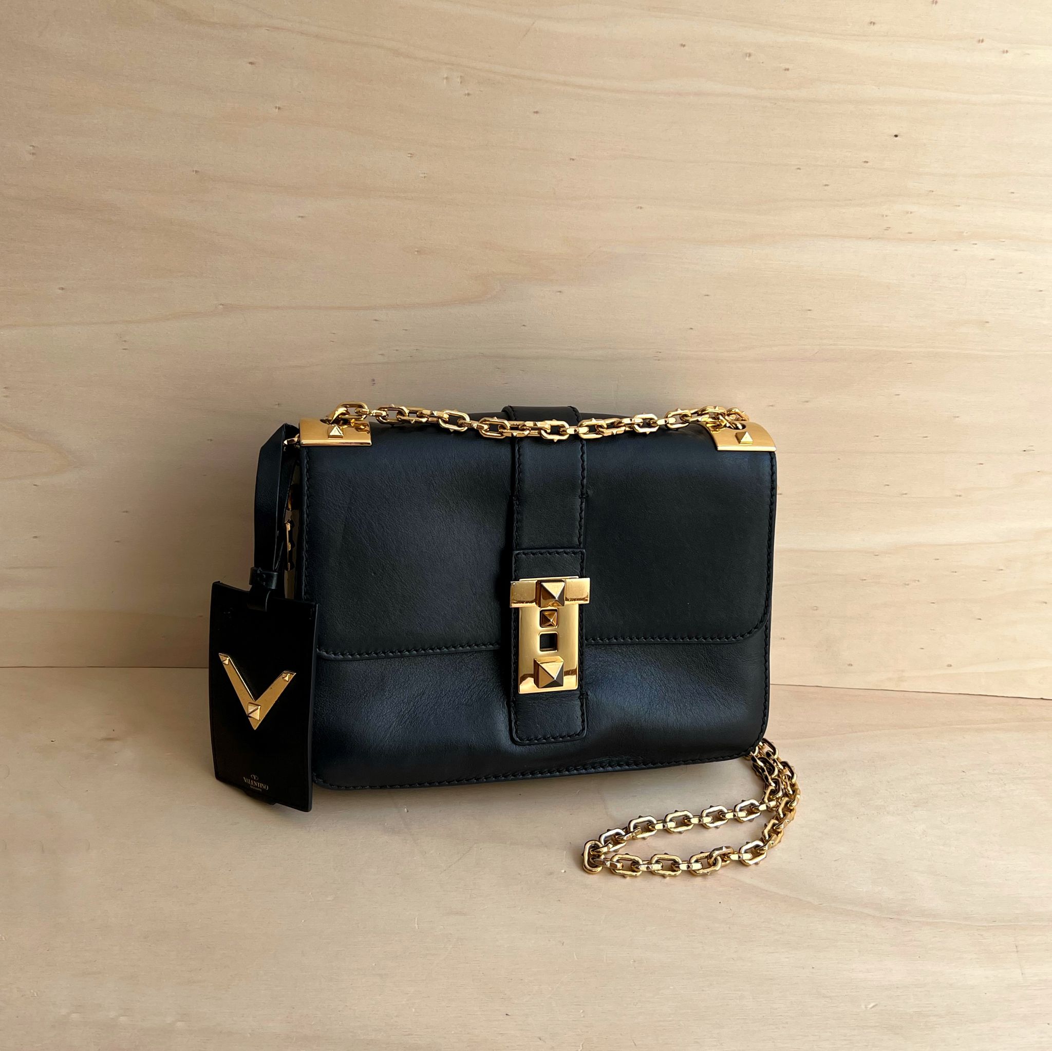 Valentino B-rockstud