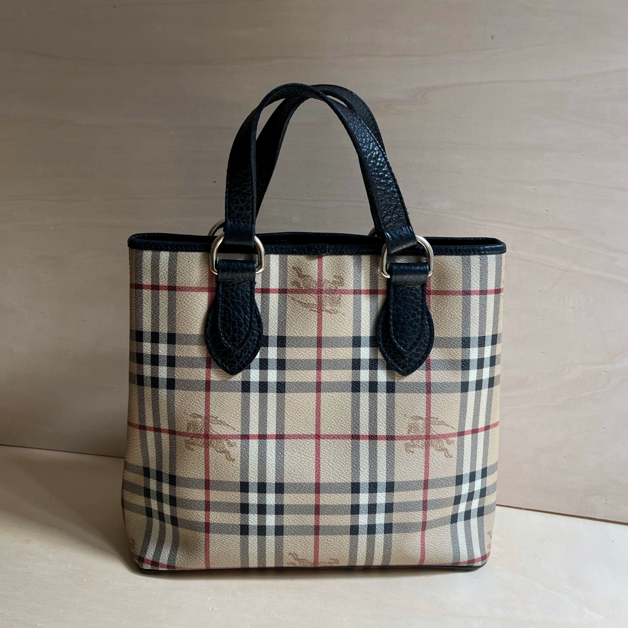 Burberry shopper