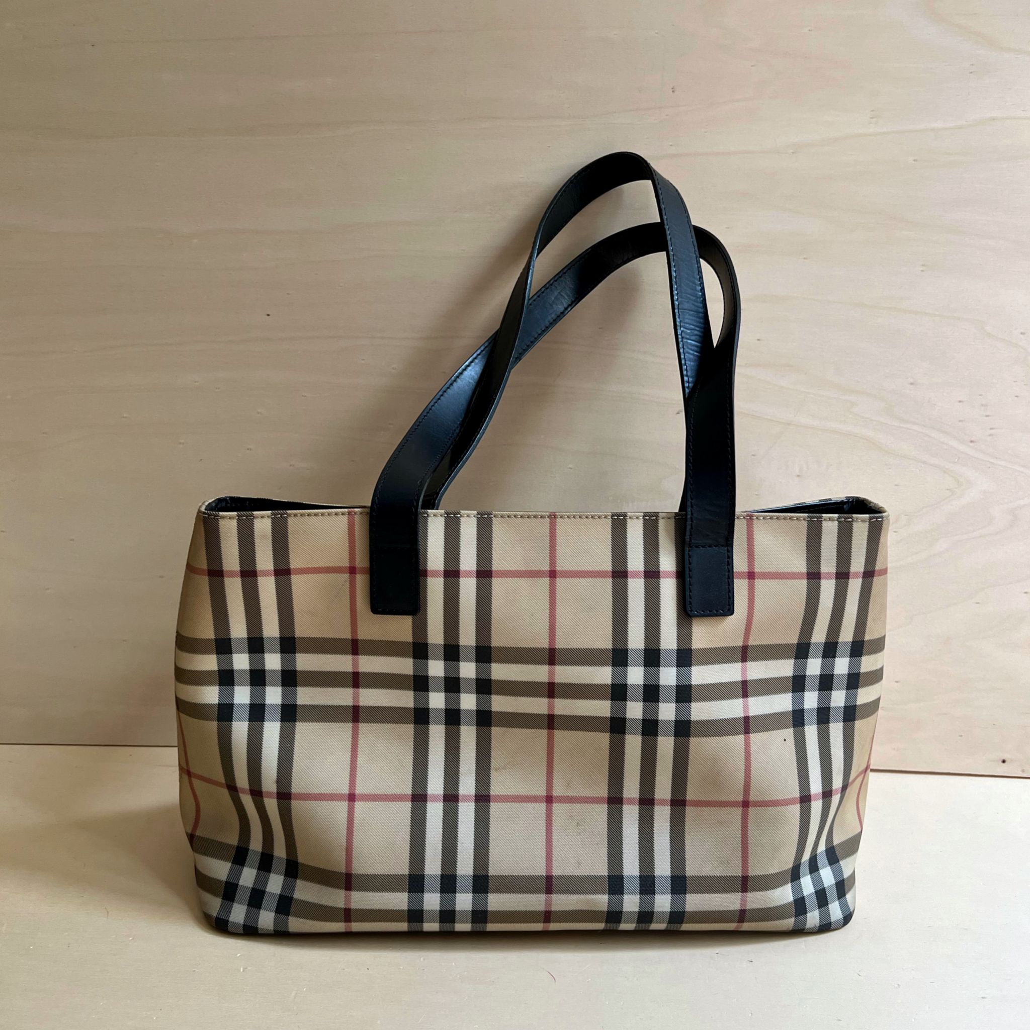 Burberry shopper