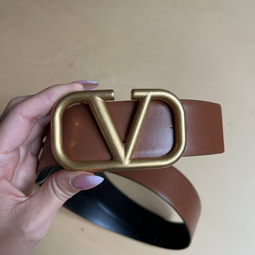 Valentino VLogo