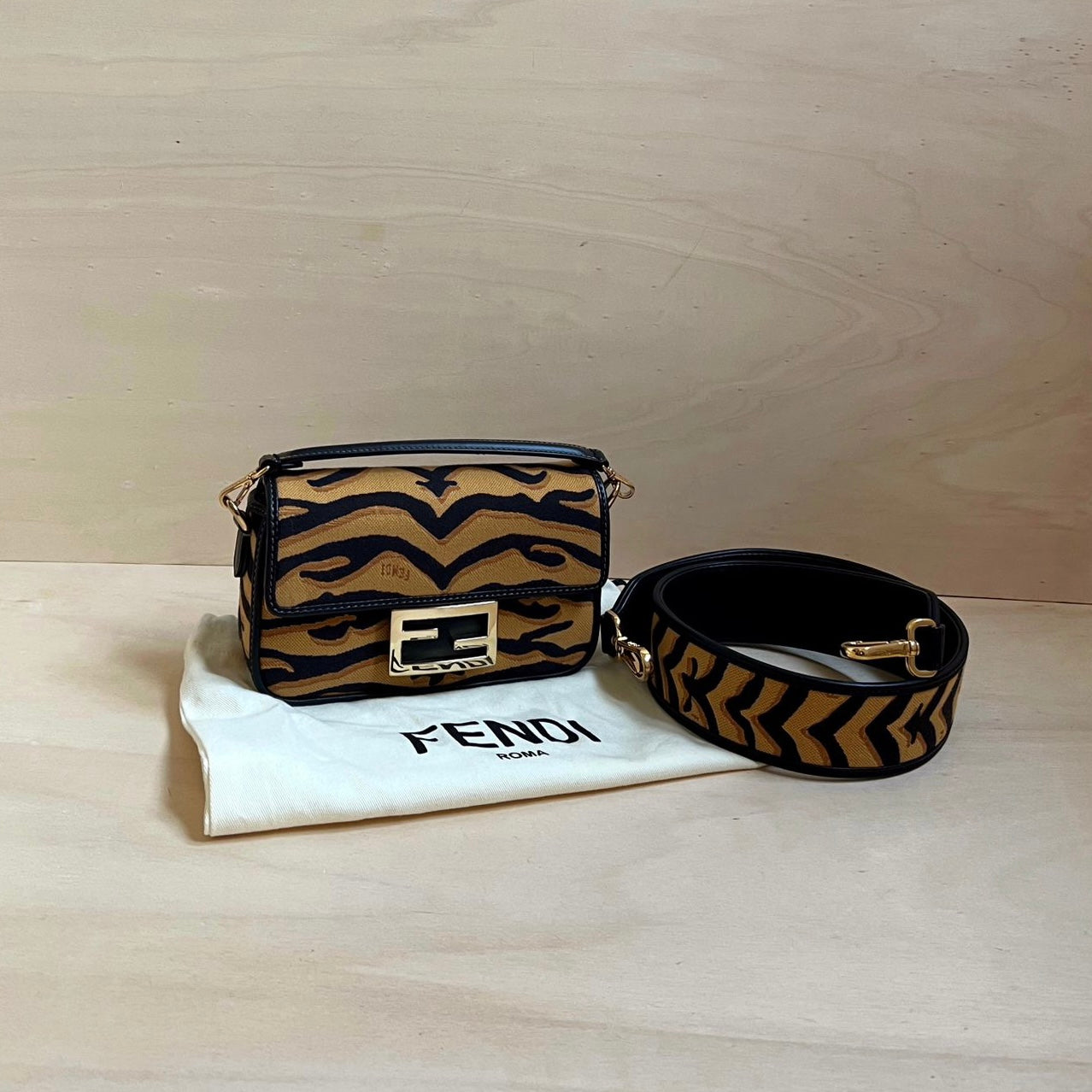 Fendi Baguette